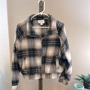 Very soft navy blue cream and tan plaid HYFVE silver zippered jacket
